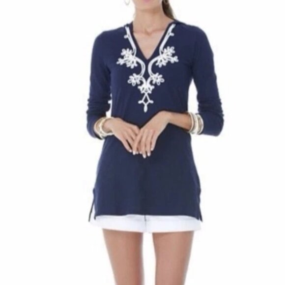 Lilly Pulitzer Tops - Lilly Pulitzer Women's Small Noelle Tunic Navy Beaded
